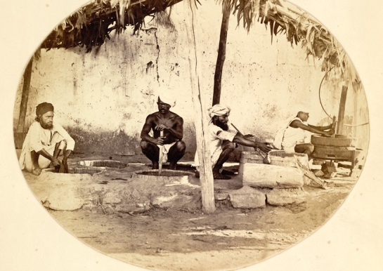 06 dyers at work in Western India - 1873